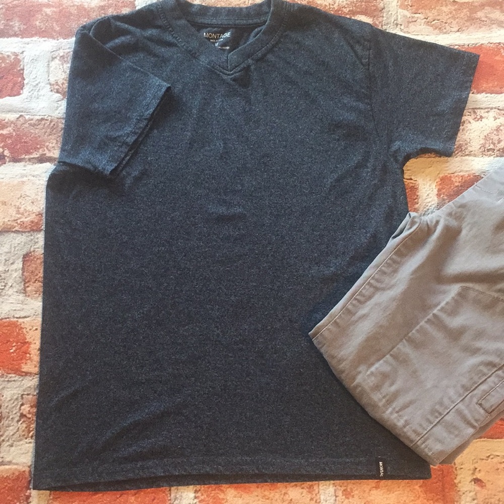 Montage  V-Neck T-shirt